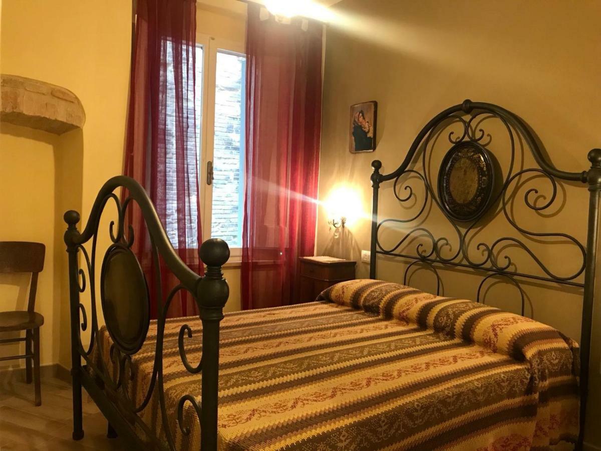 Ferienwohnung La Casina Del Centro Perugia Exterior foto